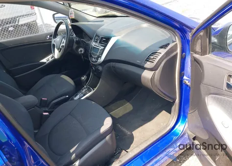 2013 Hyundai Accent Se z USA, uszkodzony, nr VIN KMHCU5AE5DU080981